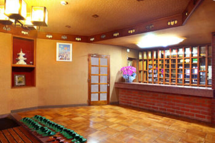 Hotel Interior 28 of 33