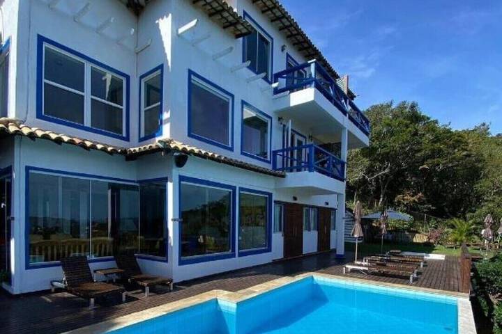 Pools & Facilities