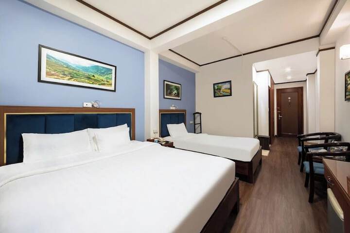 Room 8 of 31