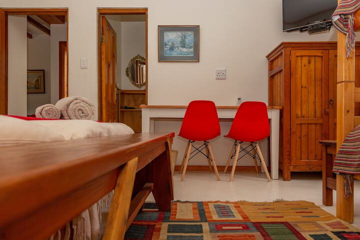 Room 16 of 103