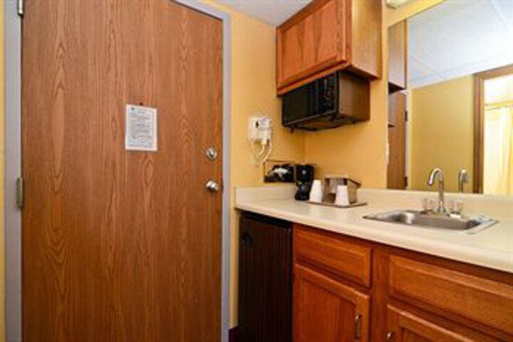Room 19 of 44