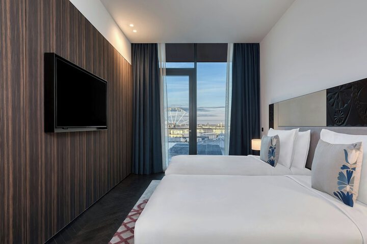Room 19 of 157