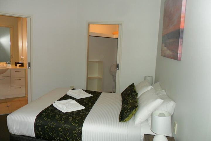 Room 29 of 99