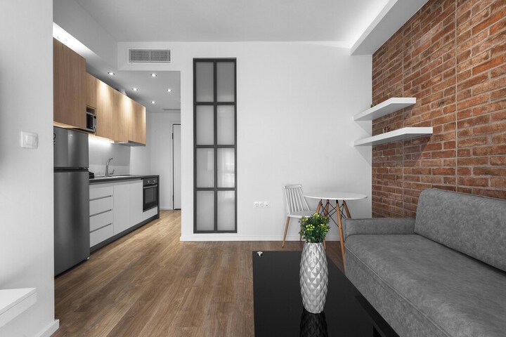 Room 38 of 60