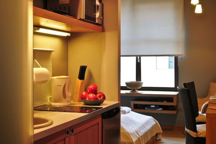 Room 8 of 29