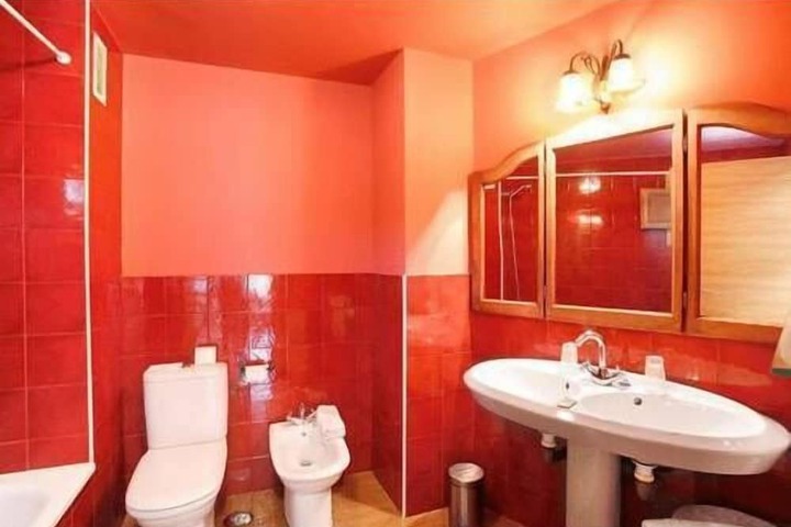 Room 15 of 22