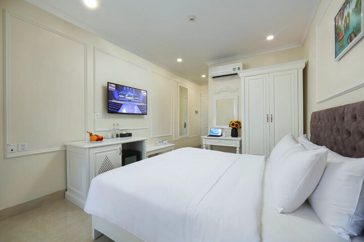 Room 18 of 39