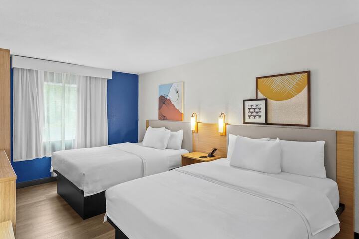 Room 18 of 30