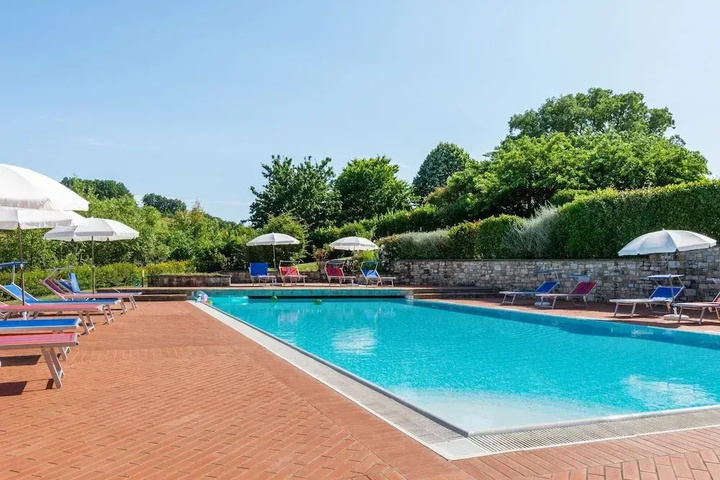 Pool 16 of 23