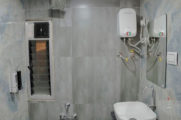 Room 20 of 29