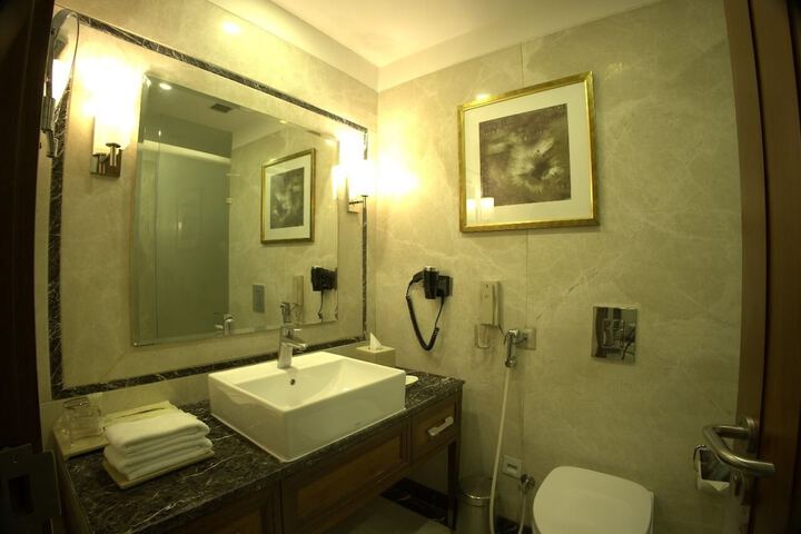 Clean Restrooms
