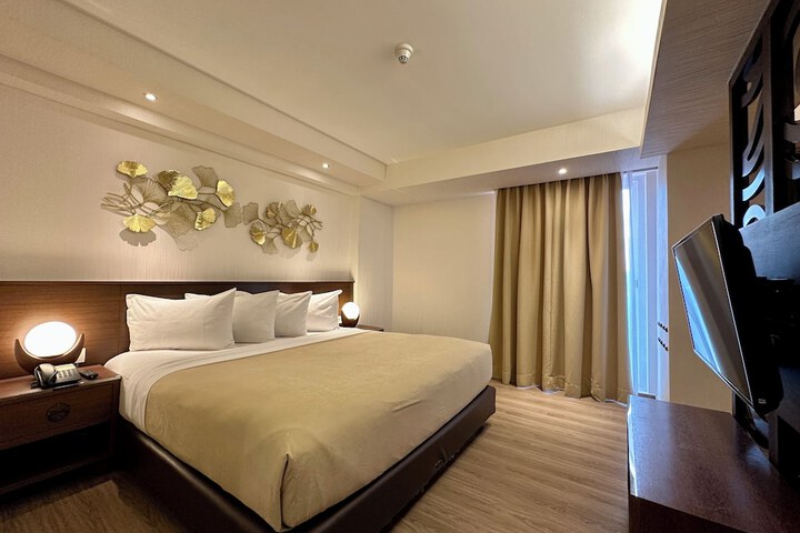 Room 17 of 58