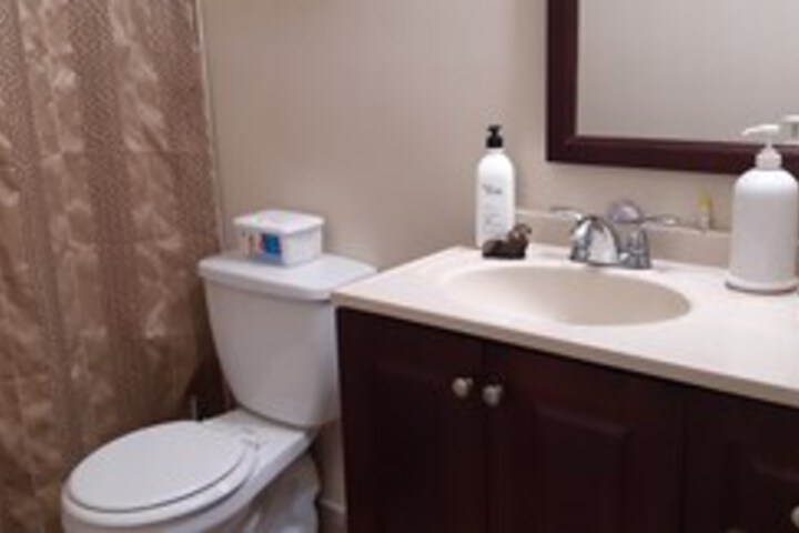 Room 15 of 28