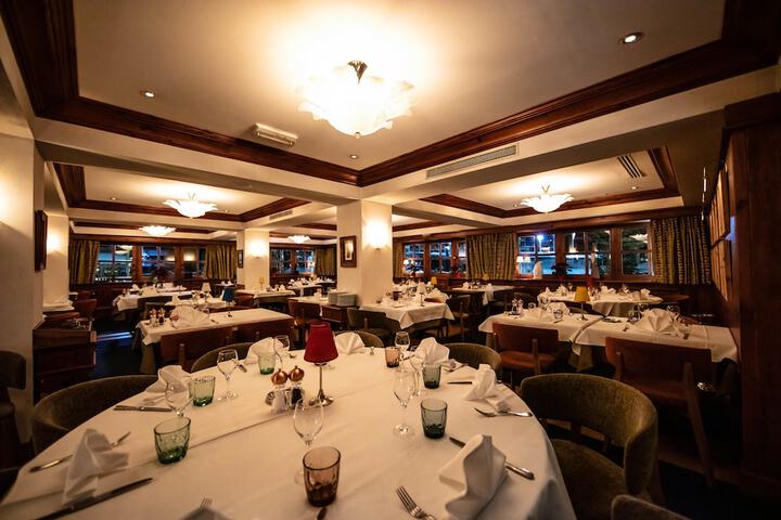 Dining 58 of 64