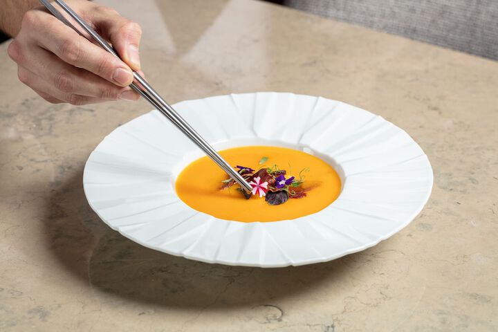 Dining 62 of 91