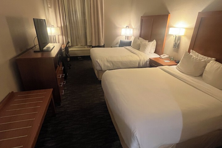 Room 9 of 46
