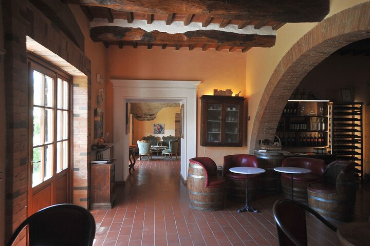 Guest Lobby