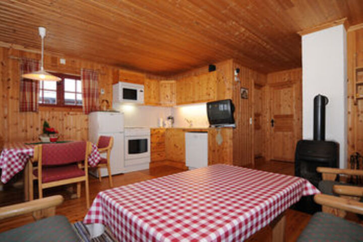 Room 75 of 119