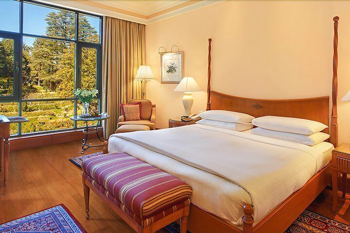 Room 42 of 97