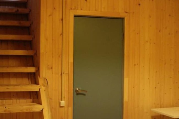 Room 27 of 79