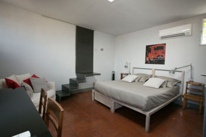 Room 7 of 23