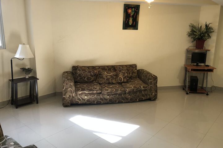 Room 8 of 23