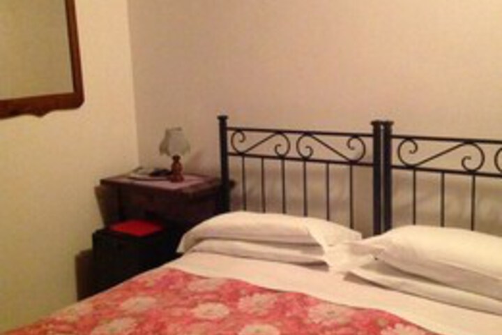 Room 20 of 28