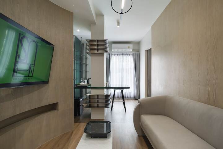 Room 30 of 63