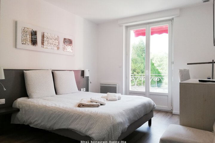 Room 2 of 56