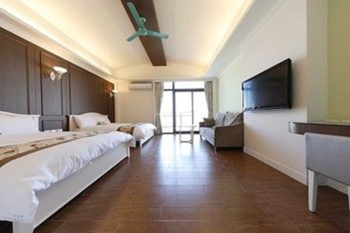Room 7 of 26
