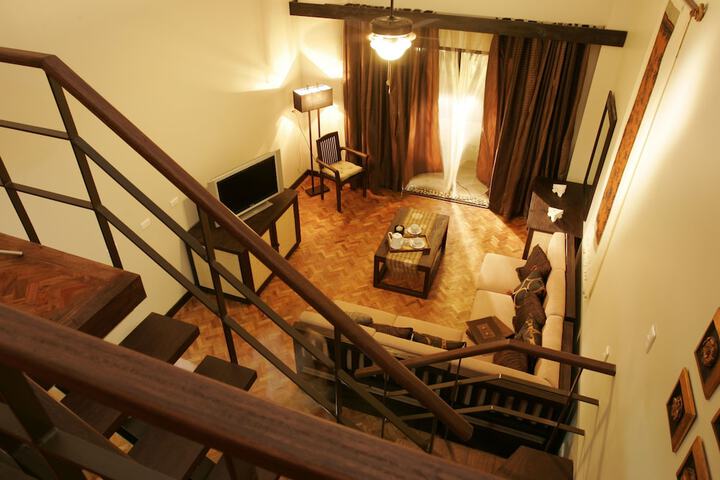 Room 17 of 48