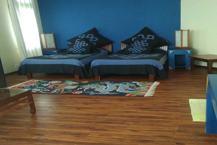 Room 15 of 38