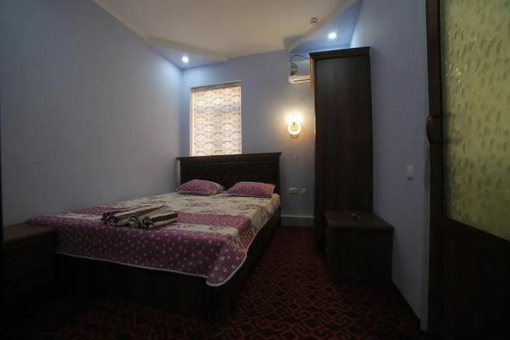 Room 3 of 13