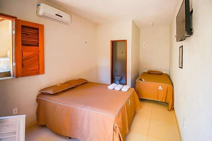 Room 15 of 183