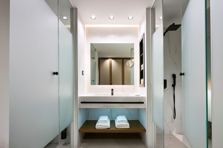Room 40 of 125
