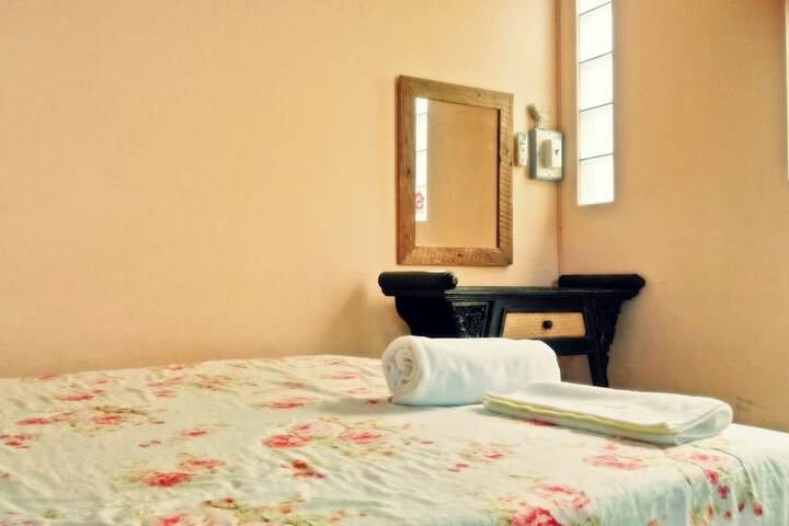 Room 15 of 62