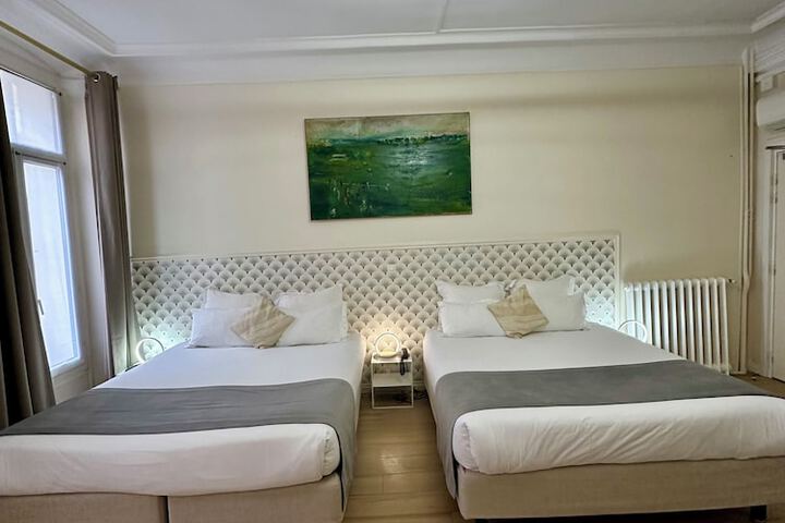 Room 30 of 85