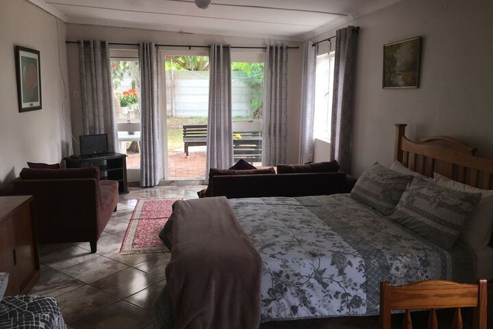 Room 33 of 48