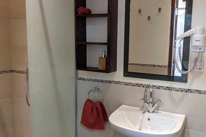 Room 22 of 43