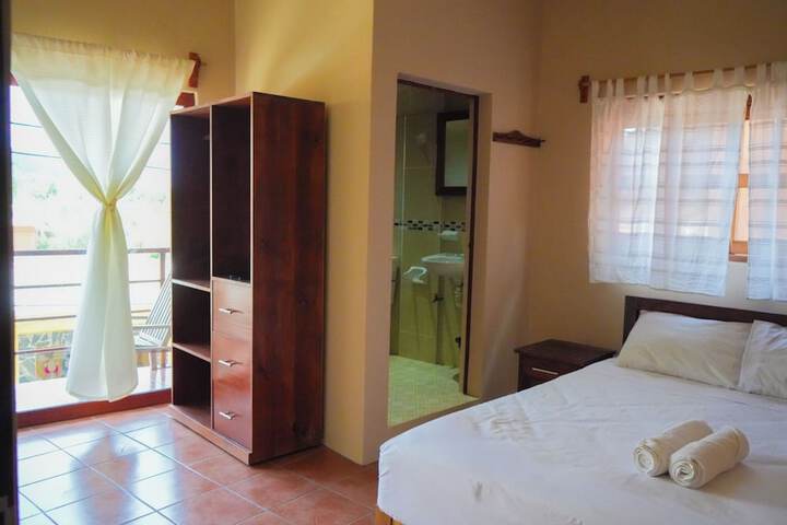 Room 34 of 52