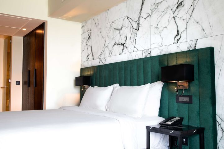 Room 29 of 140