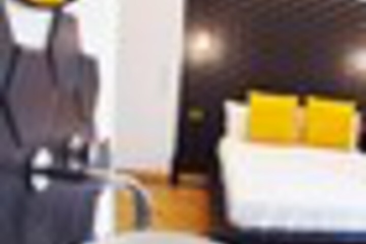 Room 20 of 147