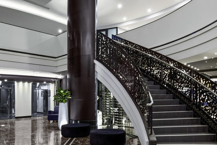 Hotel Interior 64 of 141