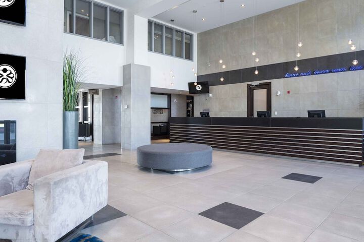 Guest Lobby