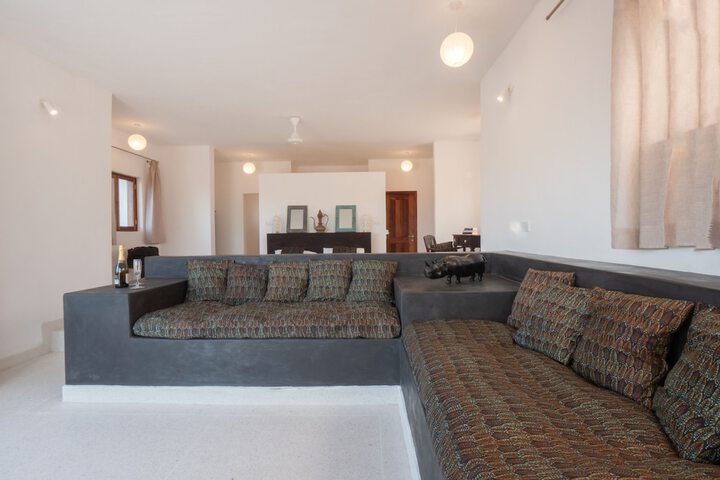 Room 6 of 62