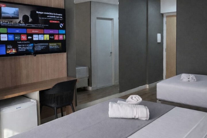 Room 11 of 46