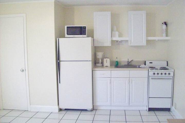 Private kitchenette