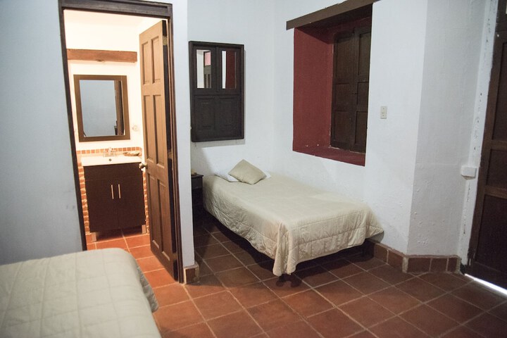 Room 11 of 47