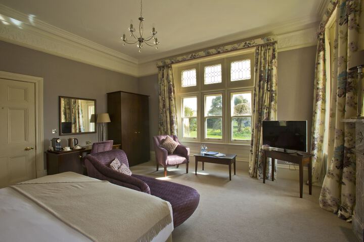 Room 54 of 162
