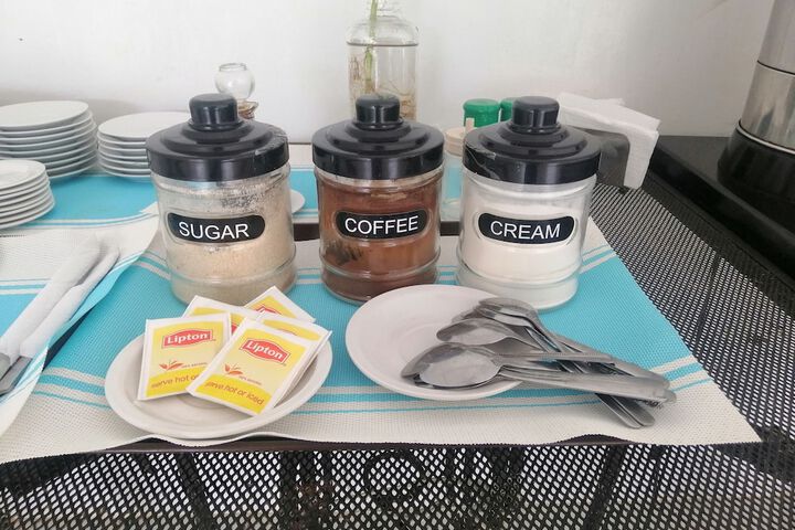 Breakfast/Coffee Service 36 of 42